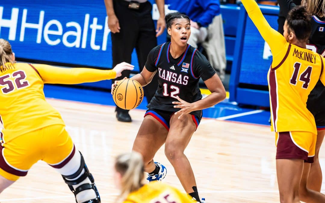 Gritty Jayhawks Hold off Minnesota, Improve to 5-0