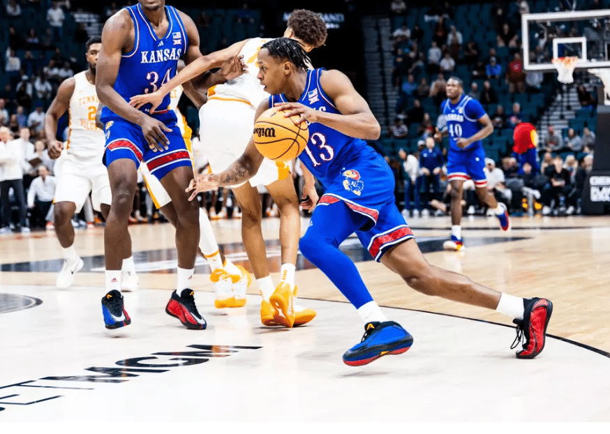 KU MBB: Jayhawks Storm Back to Top No. 17 Tennessee, 81-76