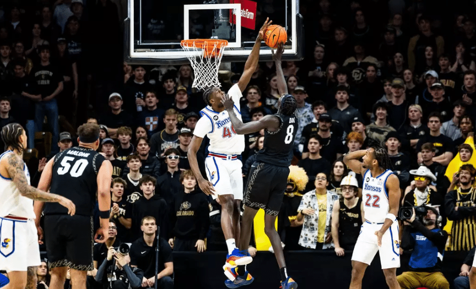 KU MBB: Bidunga and Peterson Named to Naismith Trophy Late-Season Team