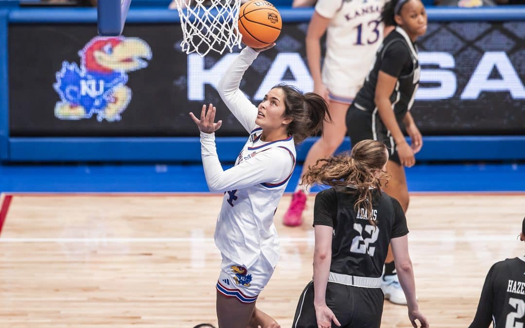 KU WBB: Kansas Advances to WBIT Quarterfinals with 62-55 Win Over Rice